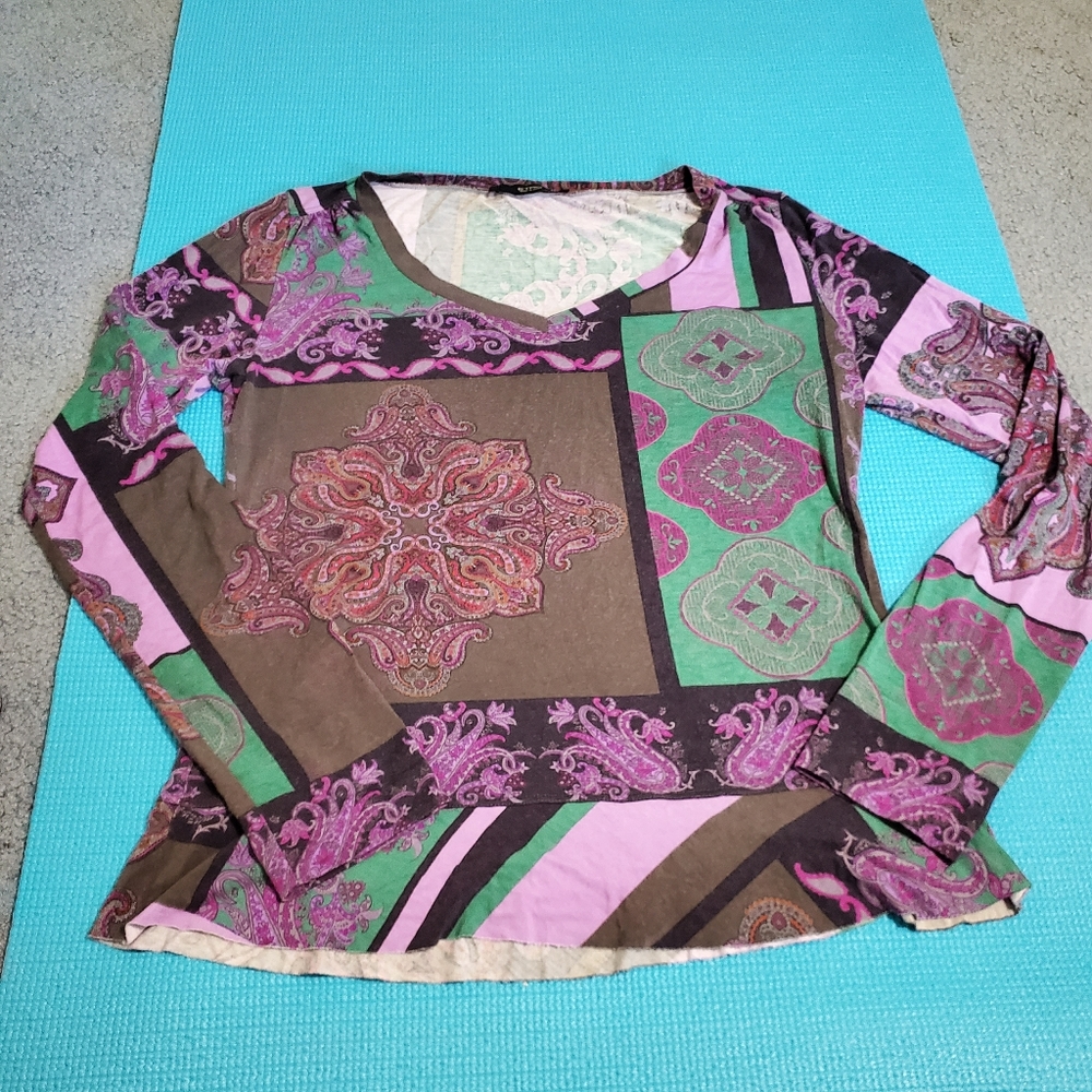 3/$100 Etro Paisley Long Sleeves Top
